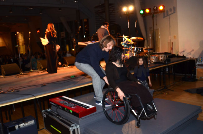 2012-12-06_21-51-43