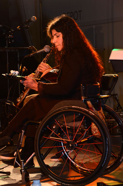 2012-12-06_21-58-40