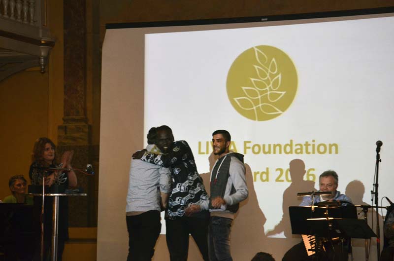 2016-11-28_17-58-24_1