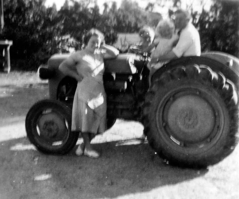 1951-05-00_04
