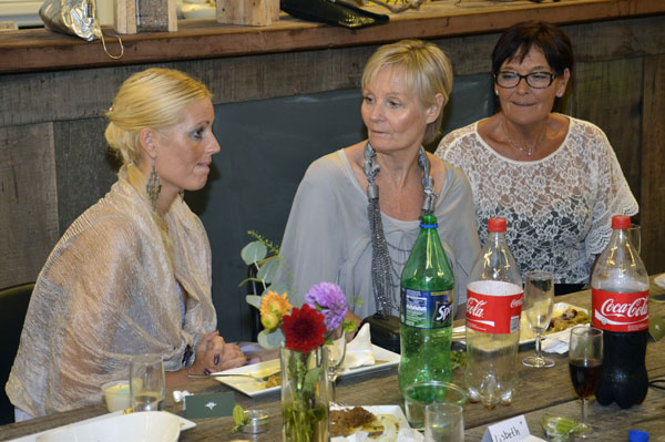 328