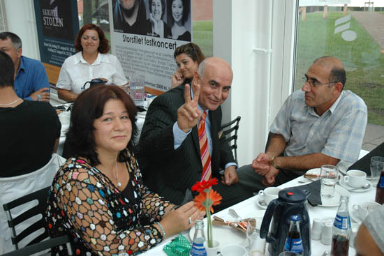 Ozlem-Devrim-372