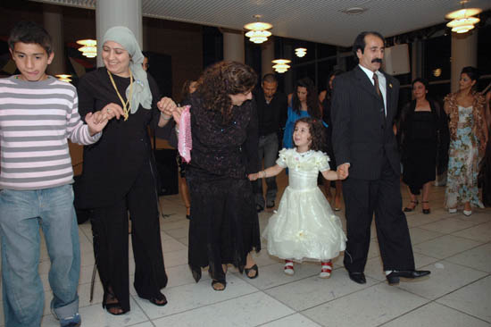 Ozlem-Devrim-614