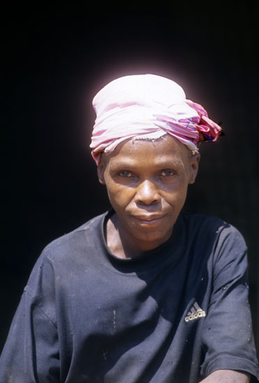 Batwa-Buhoma-187