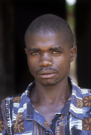 Batwa-Kitario-050