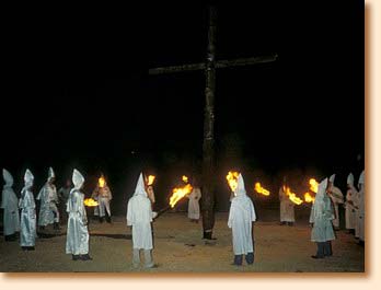 Ku Klux Klan - symboler på racisme, men stort set ufarlige