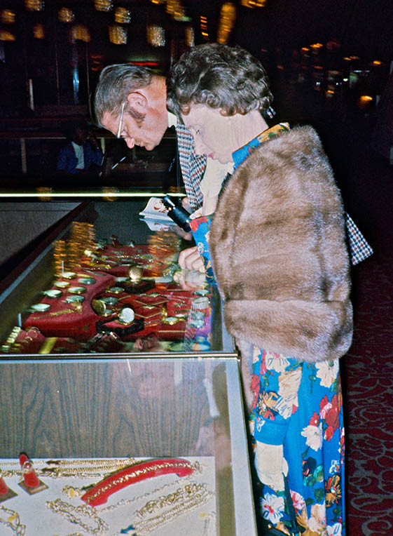 1975 - 5000  a plate fundraising dinner for president Ford 