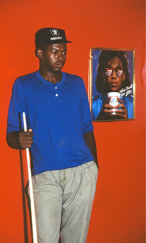 Player against red wall Perote joint