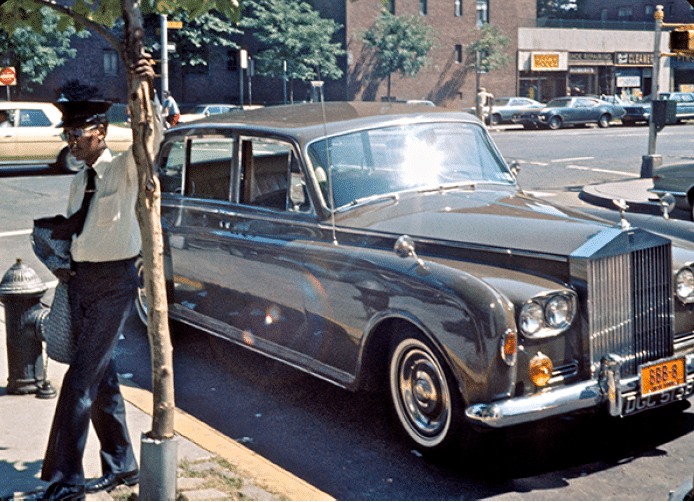 1973 - NYC  Rolls royce with black chauffeur