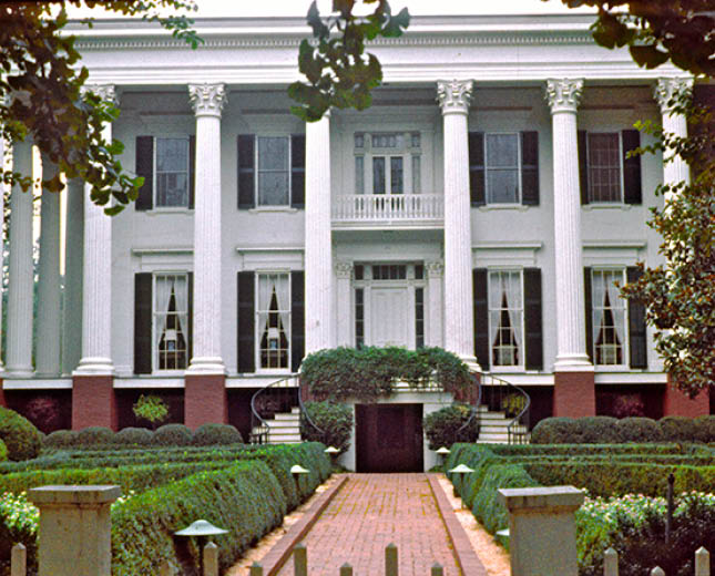 1975 - Washington, GA  The Tupper Home 