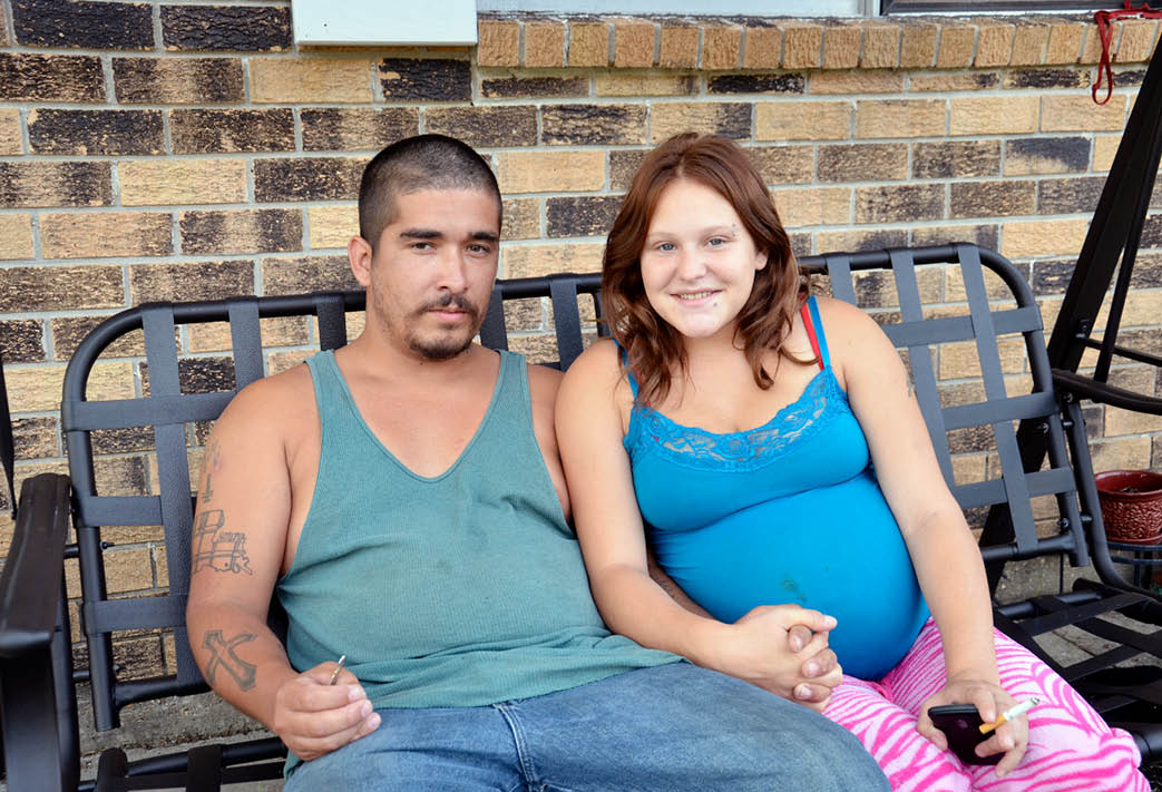 Angel pregnant with her temporary husband in 2012