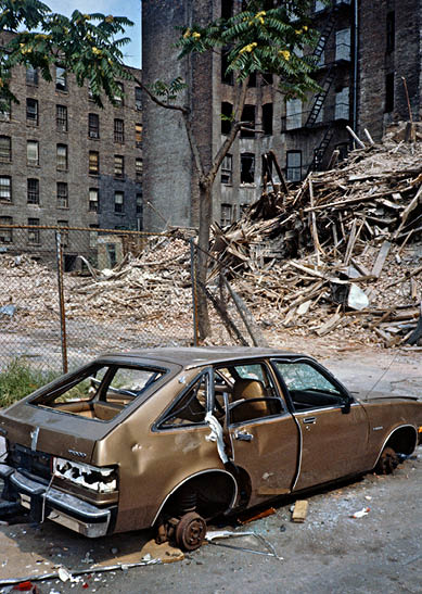 Broken car in Harlem