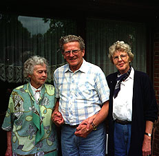 P besg med Inge hos den nu 91-rige "Musse" i 1996